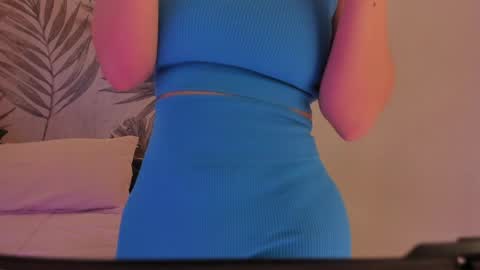 Snapshot of samaantha_white_ chatting on 05.06.26 Samaantha online show from 05.06.26
