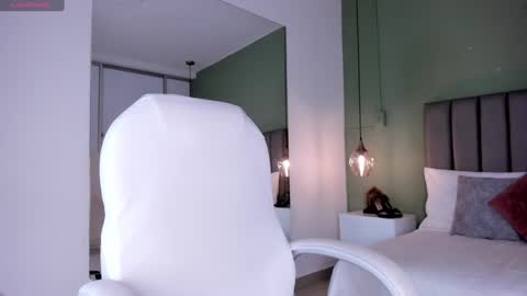 Snapshot of samaantharey chatting on 01.21.25 Samantha online show from 01.21.25