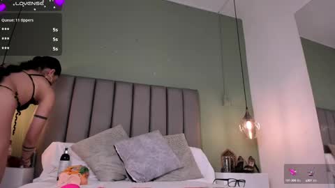 Snapshot of samaantharey chatting on 03.10.25 Samantha online show from 03.10.25