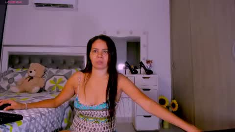 Snapshot of samanta_65 chatting on 07.01.26 carolina online show from 07.01.26