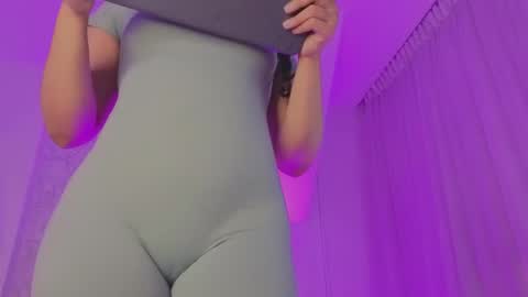  samanta  online show from 10.21.25