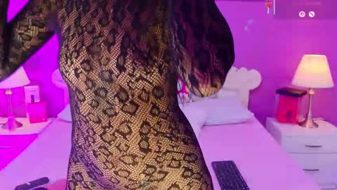 samantakane online show from 02.05.26