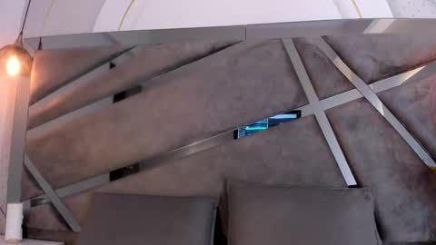 Samantha Beckham online show from 02.21.26