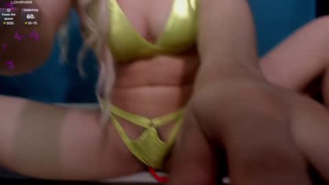 Snapshot of samantha_cp_ chatting on 01.27.25 Sammy online show from 01.27.25