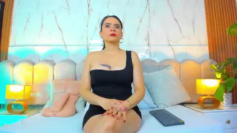 Snapshot of samantha_fiire chatting on 06.16.26 samantha_fiire online show from 06.16.26