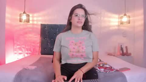 Snapshot of samantha_foxyy chatting on 06.29.26 samantha_foxyy online show from 06.29.26