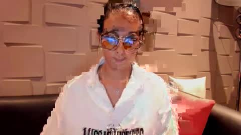 Samantha online show from 02.23.25