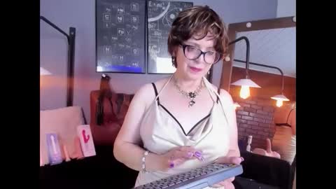 Sam online show from 09.27.25