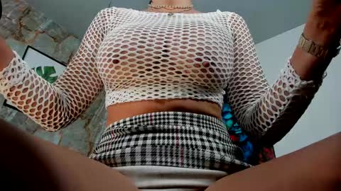 samantha_milfs online show from 01.03.25