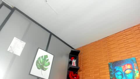 samantha_milfs online show from 01.17.25