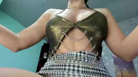 samantha_milfs online show from 02.14.25