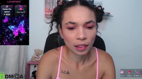 Snapshot of samanthaa_queen chatting on 12.06.24 sam online show from 12.06.24