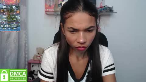 Snapshot of samanthaa_queen chatting on 12.26.24 sam online show from 12.26.24