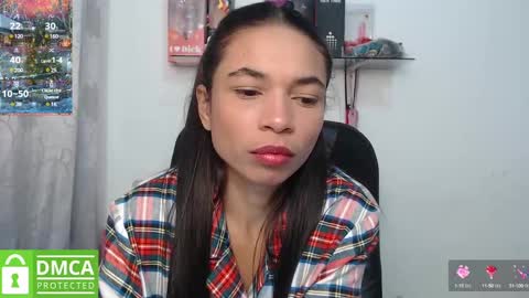 Snapshot of samanthaa_queen chatting on 01.03.25 sam online show from 01.03.25