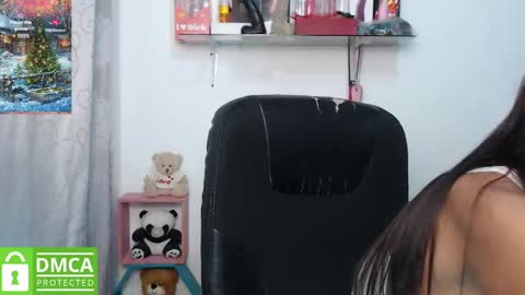 Snapshot of samanthaa_queen chatting on 01.22.25 sam online show from 01.22.25
