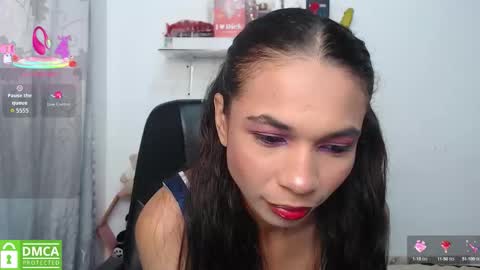 Snapshot of samanthaa_queen chatting on 10.14.25 sam online show from 10.14.25