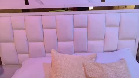 samanthaa_sm online show from 02.23.26