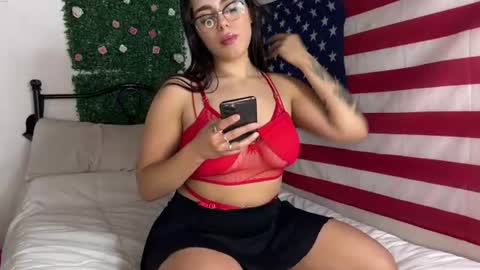 Snapshot of samanthababy1 chatting on 07.27.26 Samantha online show from 07.27.26