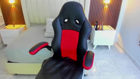    online show from 09.23.25