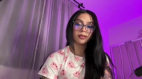 Samantha Bernardo online show from 04.19.26