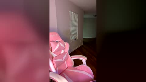 Snapshot of samanthaporsha chatting on 04.26.26 samanthaporsha online show from 04.26.26