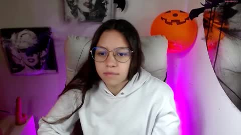 Samantha online show from 10.29.25