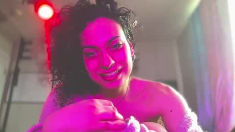 Samantha SayTen online show from 02.19.25