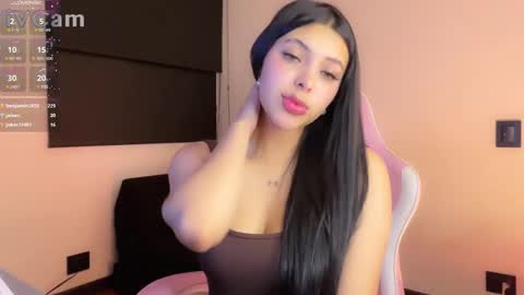 Snapshot of samara_lam chatting on 02.09.25 Sammy  online show from 02.09.25