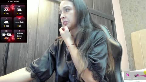 Sara  online show from 02.04.25