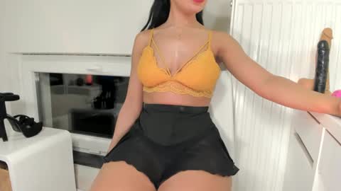 Snapshot of samarlayali chatting on 01.30.25 Samar Layali online show from 01.30.25