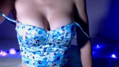 Sam Demia online show from 10.05.25