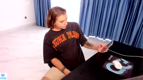 Snapshot of samgorgeous chatting on 02.17.25 Fansly - Top4fans online show from 02.17.25