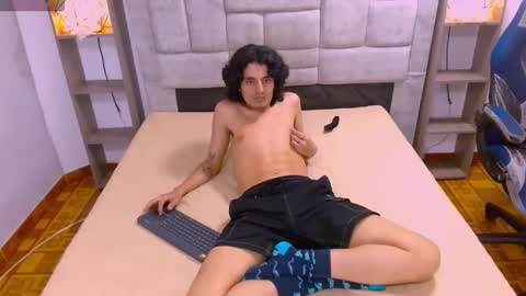 Snapshot of samisaturno chatting on 02.15.26 samisaturno online show from 02.15.26