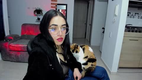 SARA online show from 09.17.25