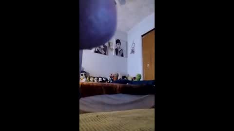 Snapshot of sammexx chatting on 12.19.25 sammexx online show from 12.19.25