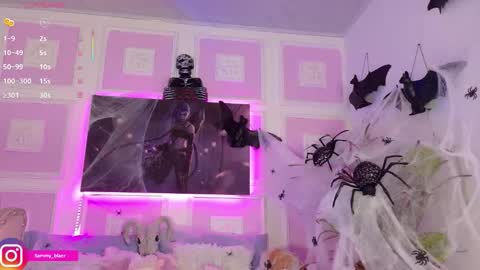 Snapshot of sammyblaer chatting on 10.28.25 Samantha online show from 10.28.25