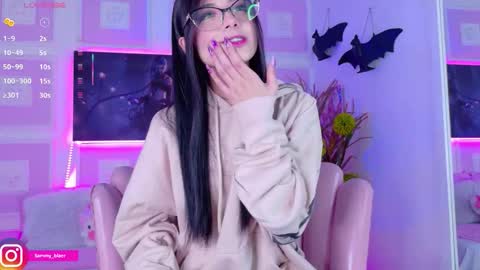 Snapshot of sammyblaer chatting on 11.19.25 Samantha online show from 11.19.25