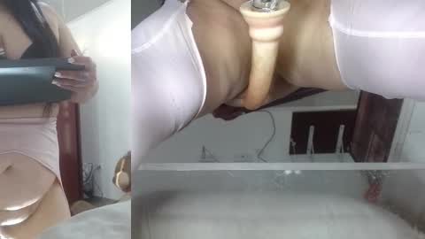 Snapshot of sammyevanss__ chatting on 11.22.25 SAMMY online show from 11.22.25