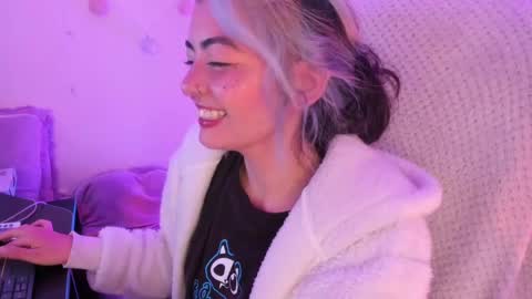 Snapshot of sammysammy_ chatting on 03.09.25 online show from 03.09.25