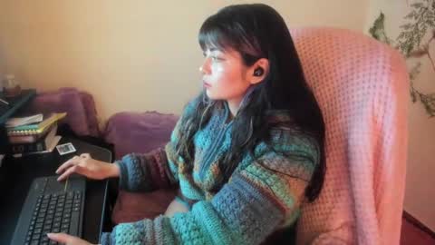 Snapshot of sammysammy_ chatting on 10.07.25 online show from 10.07.25