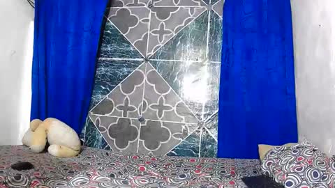 Samuel Sincee online show from 11.25.25