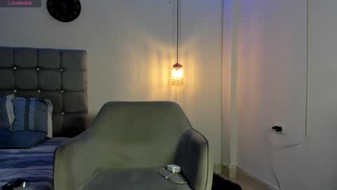 samxx_muscle online show from 10.18.25