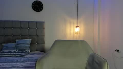 samxx_muscle online show from 10.22.25