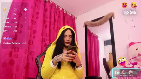 Snapshot of samy_foox chatting on 01.16.26 samy foox online show from 01.16.26