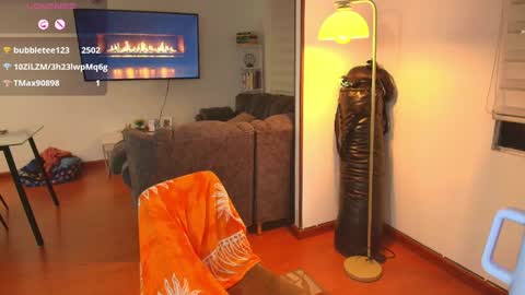 Snapshot of samy_jonnes_ chatting on 05.15.26 Hello I am absent due to a family calamity I will return soon-hola estoy ausente por un problema familiar volvere pronto. online show from 05.15.26