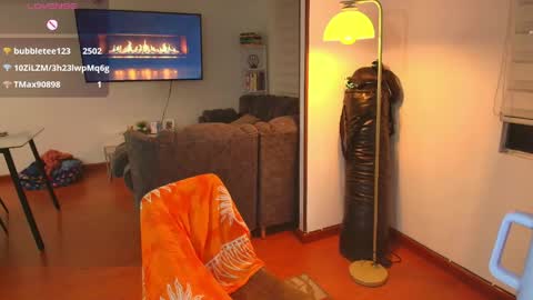 Snapshot of samy_jonnes_ chatting on 05.16.26 Hello I am absent due to a family calamity I will return soon-hola estoy ausente por un problema familiar volvere pronto. online show from 05.16.26