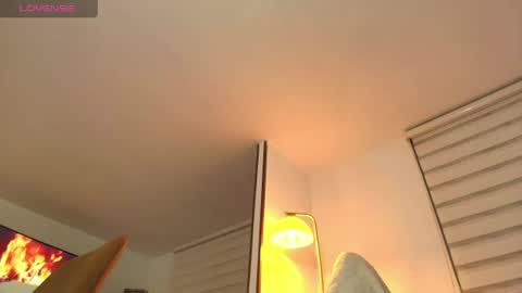 Snapshot of samy_jonnes_ chatting on 06.11.26 Hello I am absent due to a family calamity I will return soon-hola estoy ausente por un problema familiar volvere pronto. online show from 06.11.26