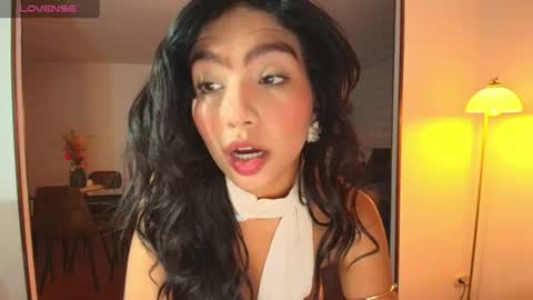 Snapshot of samy_jonnes_ chatting on 06.16.26 Hello I am absent due to a family calamity I will return soon-hola estoy ausente por un problema familiar volvere pronto. online show from 06.16.26