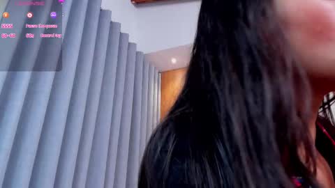 Snapshot of samybennet chatting on 11.22.25 Samy Bennet online show from 11.22.25