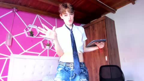    online show from 01.25.25